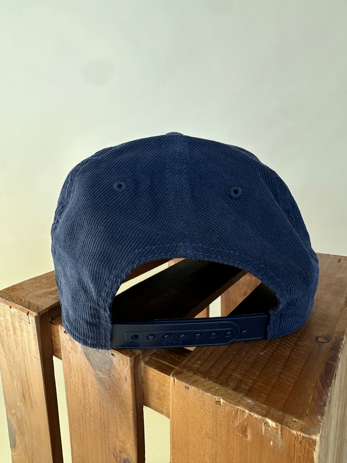 Kentucky Arch Hat - Corduroy